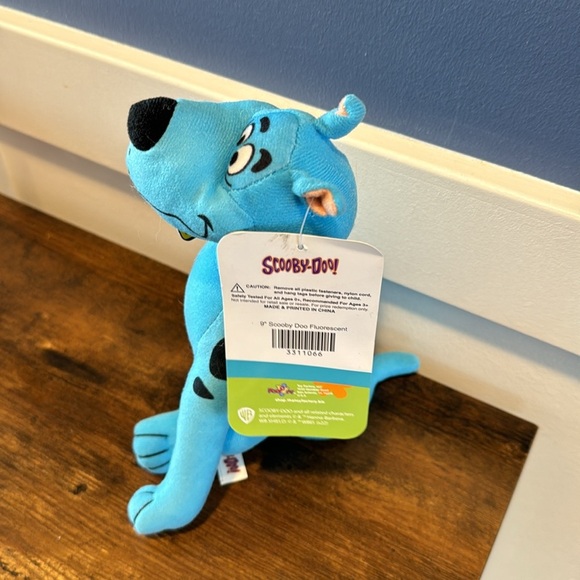 New Scooby Doo Fluorescent Neon Blue Dog Plush WB Hanna-Barbera March 2023 - Picture 2 of 5